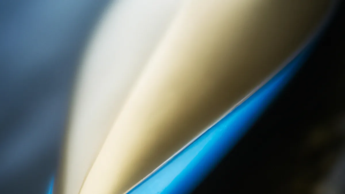 Lightweight Oars: Which Material Reigns Supreme?